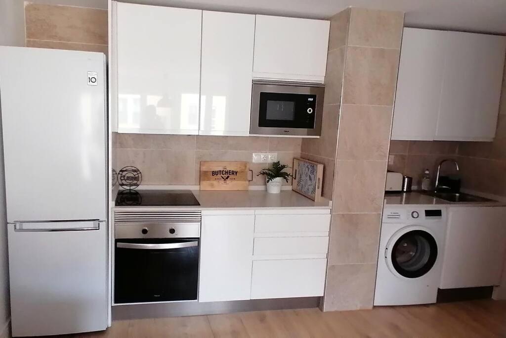 דירות מאלגה El Palo Cosy, 200 M From The Beach מראה חיצוני תמונה